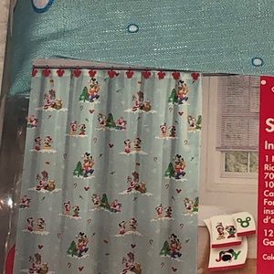 Disney Christmas shower curtain -brand new